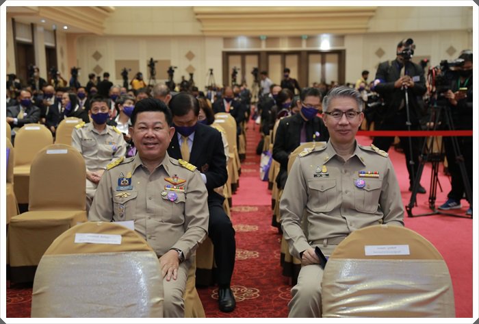 นรม. มอบ 79 รางวัลอุตสาหกรรม ประจำปี 2563 พร้อมเดินหน้าขับเคลื่อนอุตสาหกรรมไทยอย่างเต็มสูบ
