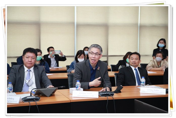 “อธิบดีณัฐพล” ร่วมแถลงข่าว กระทรวงอุตฯ จัดแคมเปญมอบของขวัญปีใหม่ 2564 ยกขบวนสินค้าราคาโรงงาน คาดมีเงินสะพัดกว่า 50 ล้านบาท