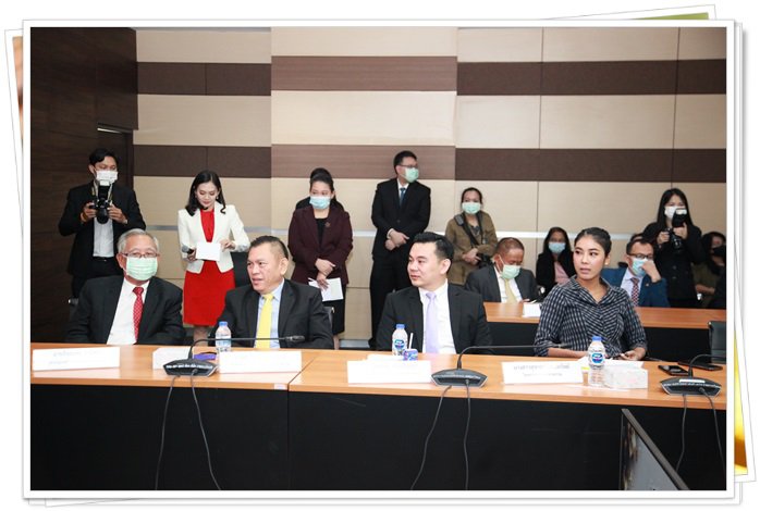 “อธิบดีณัฐพล” ร่วมแถลงข่าว กระทรวงอุตฯ จัดแคมเปญมอบของขวัญปีใหม่ 2564 ยกขบวนสินค้าราคาโรงงาน คาดมีเงินสะพัดกว่า 50 ล้านบาท