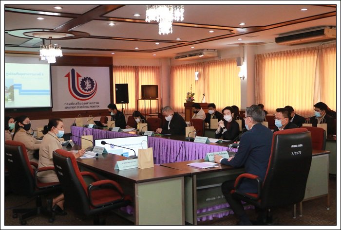 “อธิบดีณัฐพล” ลงพื้นที่เมืองสุพรรณ ตรวจเยี่ยมและมอบนโยบายแก่บุคลากร ศภ.8 กสอ. พร้อมเน้นย้ำการปรับกระบวนการทำงานให้เกิดประสิทธิผลสูงสุด