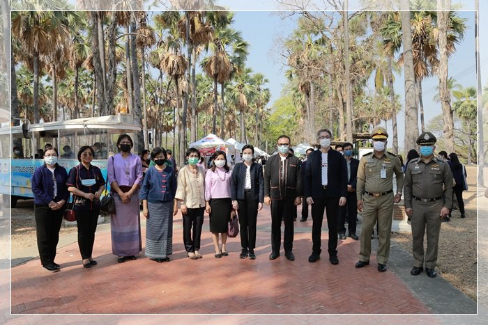 กสอ. ผนึกกำลัง ก.ยุติธรรม สทบ. ลุยเมืองเก่าฯ สุโขทัย  เดินหน้าถอดรหัสอัตลักษณ์ ปั้น 20 “ผลิตภัณฑ์แห่งการให้โอกาส” ตั้งเป้ากระตุ้นรายได้ชุมชนกว่า 10 ล้านบาท