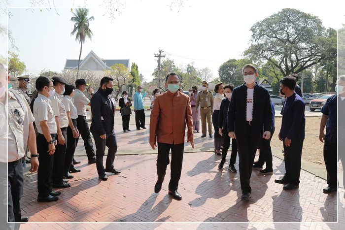 กสอ. ผนึกกำลัง ก.ยุติธรรม สทบ. ลุยเมืองเก่าฯ สุโขทัย  เดินหน้าถอดรหัสอัตลักษณ์ ปั้น 20 “ผลิตภัณฑ์แห่งการให้โอกาส” ตั้งเป้ากระตุ้นรายได้ชุมชนกว่า 10 ล้านบาท