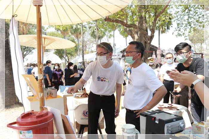 กสอ. ผนึกกำลัง ก.ยุติธรรม สทบ. ลุยเมืองเก่าฯ สุโขทัย  เดินหน้าถอดรหัสอัตลักษณ์ ปั้น 20 “ผลิตภัณฑ์แห่งการให้โอกาส” ตั้งเป้ากระตุ้นรายได้ชุมชนกว่า 10 ล้านบาท