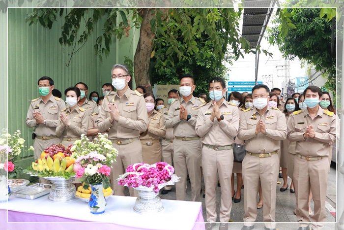 “แม่ทัพณัฐพล” นำพลพรรค กสอ. บวรสรวงสิ่งศักดิ์สิทธิ์ ครบรอบ 79 ปี กสอ.