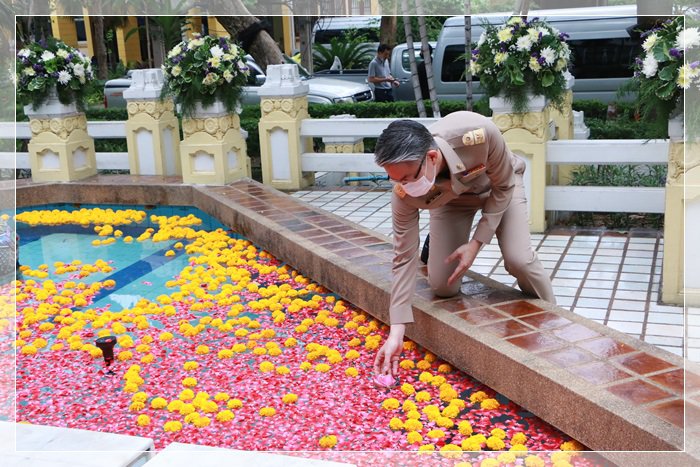 “แม่ทัพณัฐพล” นำพลพรรค กสอ. บวรสรวงสิ่งศักดิ์สิทธิ์ ครบรอบ 79 ปี กสอ.