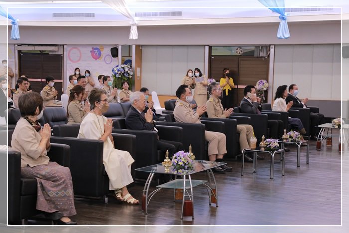 “แม่ทัพ กสอ.” นำพลพรรคทำบุญเลี้ยงพระ เนื่องในโอกาสครบรอบ 79 ปี กสอ. 