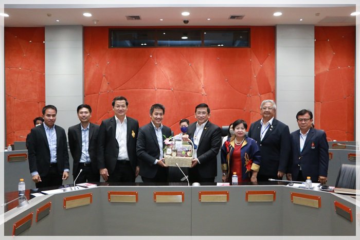 “รองภาสกร” นั่งหัวโต๊ะระดมสมองราชวิทยาลัยจุฬาภรณ์และคลัสเตอร์การแพทย์ฯ หวังต่อยอดนวัตกรรมทางการแพทย์สู่เชิงพาณิชย์