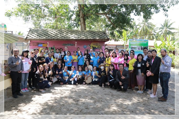“อธิบดีณัฐพล” บินตรงเมืองคอน ชมต้นแบบชุมชน CIV พร้อมดึงนักศึกษาต่อยอดอัตลักษณ์วิถีถิ่นเชื่อมโยงการท่องเที่ยวผ่านพลังโซเชียลมีเดีย 