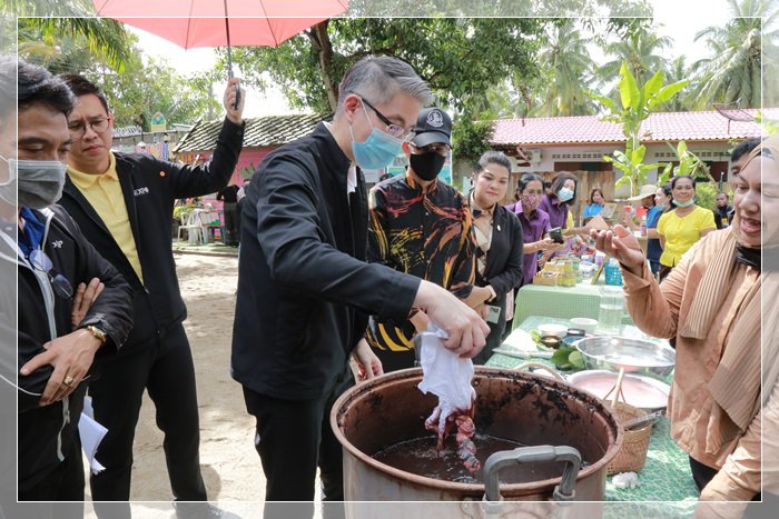 “อธิบดีณัฐพล” บินตรงเมืองคอน ชมต้นแบบชุมชน CIV พร้อมดึงนักศึกษาต่อยอดอัตลักษณ์วิถีถิ่นเชื่อมโยงการท่องเที่ยวผ่านพลังโซเชียลมีเดีย 