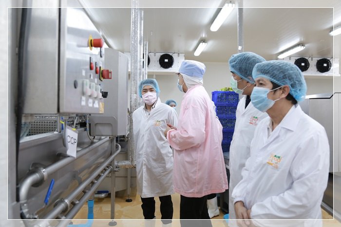 ดีพร้อมลงพื้นที่กรุงเก่า โชว์ผลสำเร็จปั้น SMEs สู่ B2C ฝ่าวิกฤตโควิด-19 พร้อมงัดไม้เด็ด STI 3 มาตรการ ช่วยธุรกิจไทยเต็มเหนี่ยว