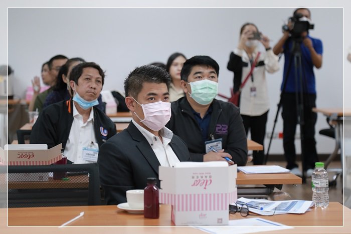 ดีพร้อมลงพื้นที่กรุงเก่า โชว์ผลสำเร็จปั้น SMEs สู่ B2C ฝ่าวิกฤตโควิด-19 พร้อมงัดไม้เด็ด STI 3 มาตรการ ช่วยธุรกิจไทยเต็มเหนี่ยว