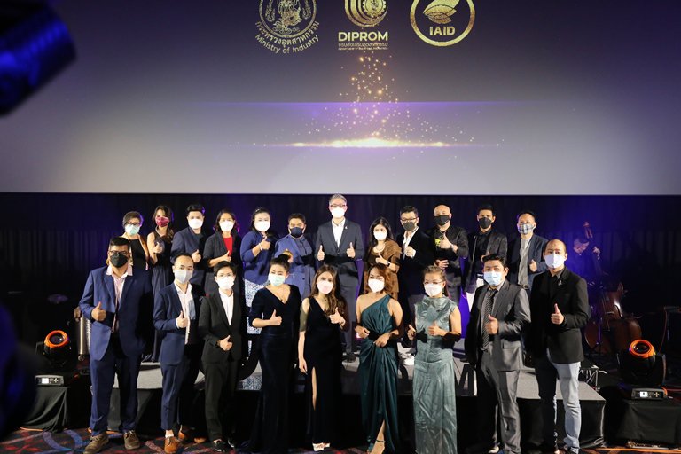 ดีพร้อม เผยผลสำเร็จของโครงการ “จีเนียส อะคาเดมี่ ซีซั่น 3 - 100 วัน สู่ธุรกิจวิถีใหม่” พร้อมประกาศผลผู้ประกอบการอัจฉริยะภาคเกษตรอุตสาหกรรมที่ชนะในหลักสูตรฯ
