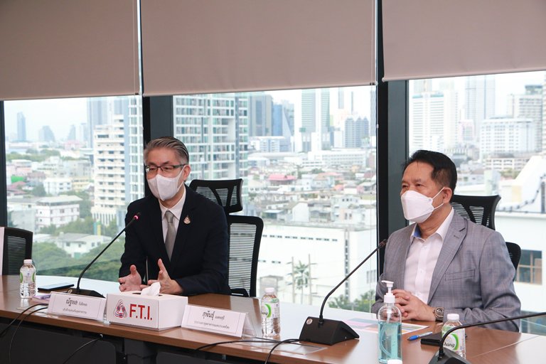 “อธิบดีณัฐพล นำทีมดีพร้อม เดินหน้าหารือ สอท. แลกเปลี่ยนแนวทางการส่งเสริม SMEs ภายใต้บริบทใหม่” 