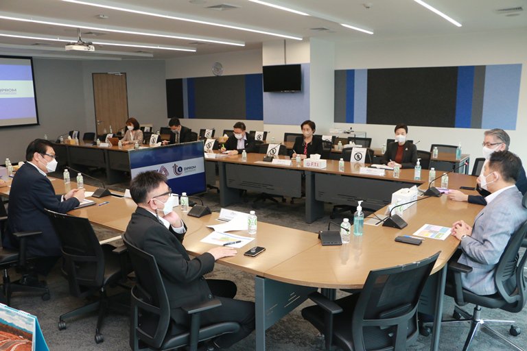 “อธิบดีณัฐพล นำทีมดีพร้อม เดินหน้าหารือ สอท. แลกเปลี่ยนแนวทางการส่งเสริม SMEs ภายใต้บริบทใหม่” 