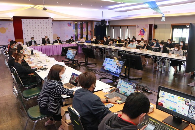 “อธิบดีณัฐพล” นำทีมดีพร้อมประชุมแนวทางการติดตามผลงบฯ ปี 65 พร้อมมอบนโยบายการจัดทำคำของบฯ ปี 66  