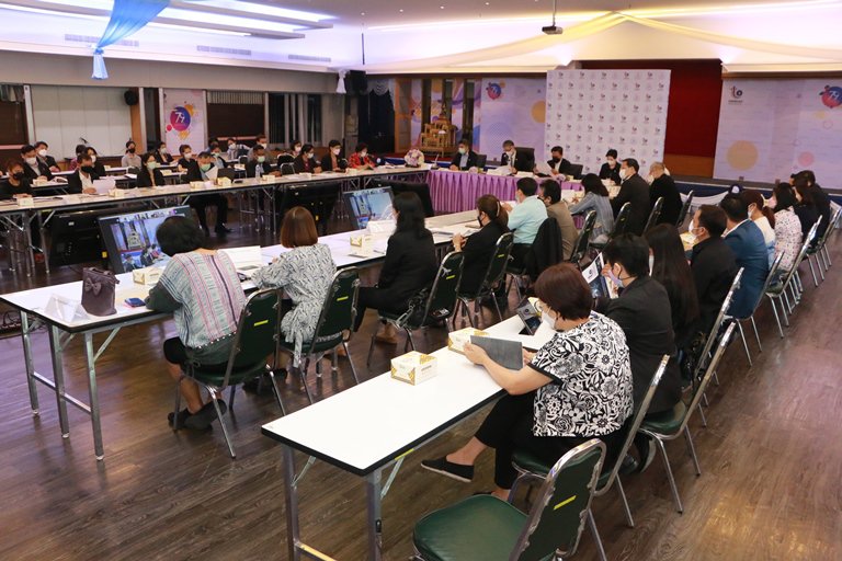 “อธิบดีณัฐพล” นำทีมดีพร้อมประชุมแนวทางการติดตามผลงบฯ ปี 65 พร้อมมอบนโยบายการจัดทำคำของบฯ ปี 66  