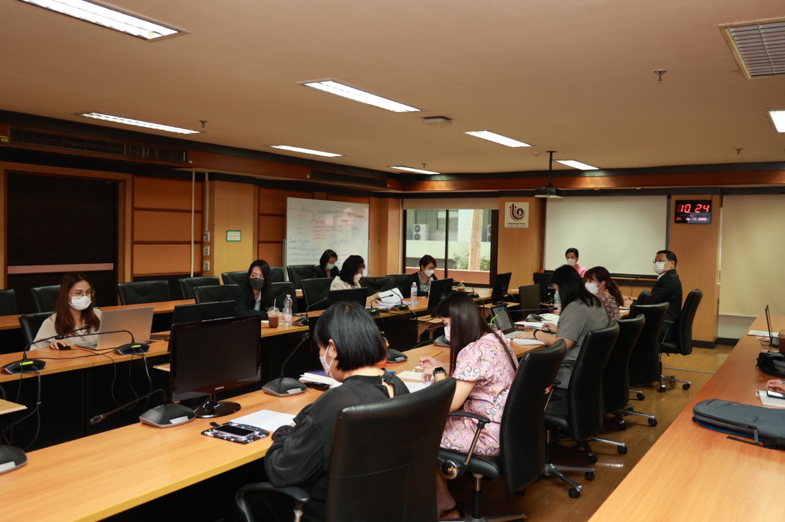 “รสอ.ณัฏฐิญา” นำทีมประชุมคณะทำงานพิจารณารางวัลอุตสาหกรรมขนาดกลางและขนาดย่อมดีเด่น 65