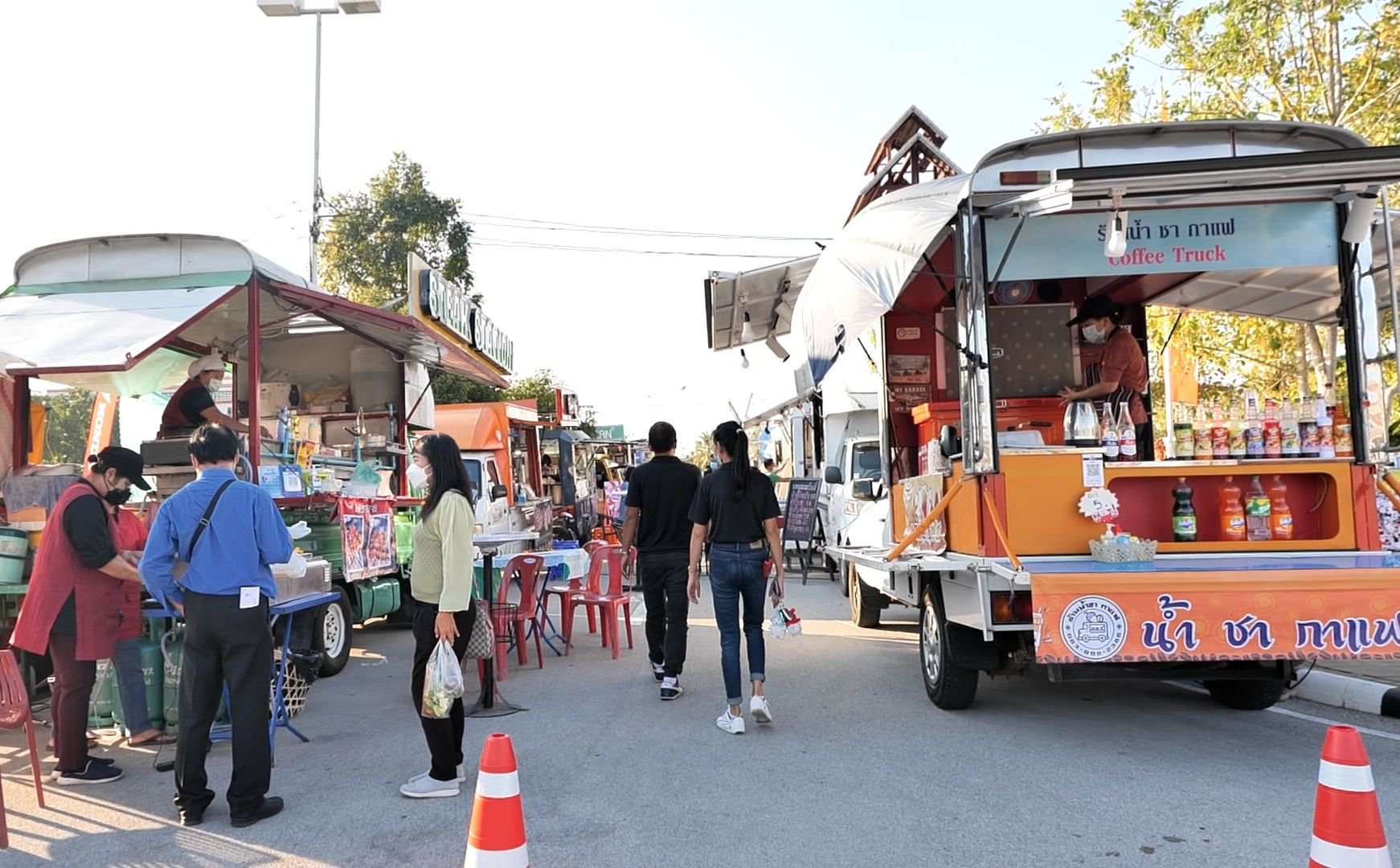 ดีพร้อม ผนึกกำลัง 3 ภาคี เปิดฉาก DIPROM MOTOR SHOW 2022 คาดเงินสะพัดกว่า 150 ล้าน ลุ้นยอดจองอีกกว่า 500 คัน พร้อมดันลำปางสู่ศูนย์อุตสาหกรรมไมซ์