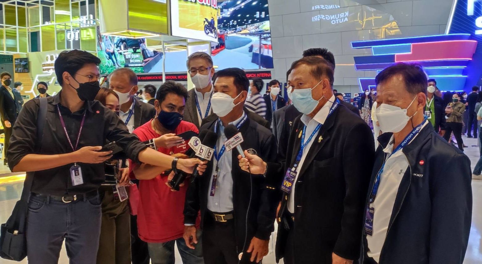 “อธิบดีณัฐพล” ร่วมคณะกระทรวงอุตฯ เยี่ยมชมงานบางกอก อินเตอร์เนชั่นแนล มอเตอร์โชว์ ครั้งที่ 43 