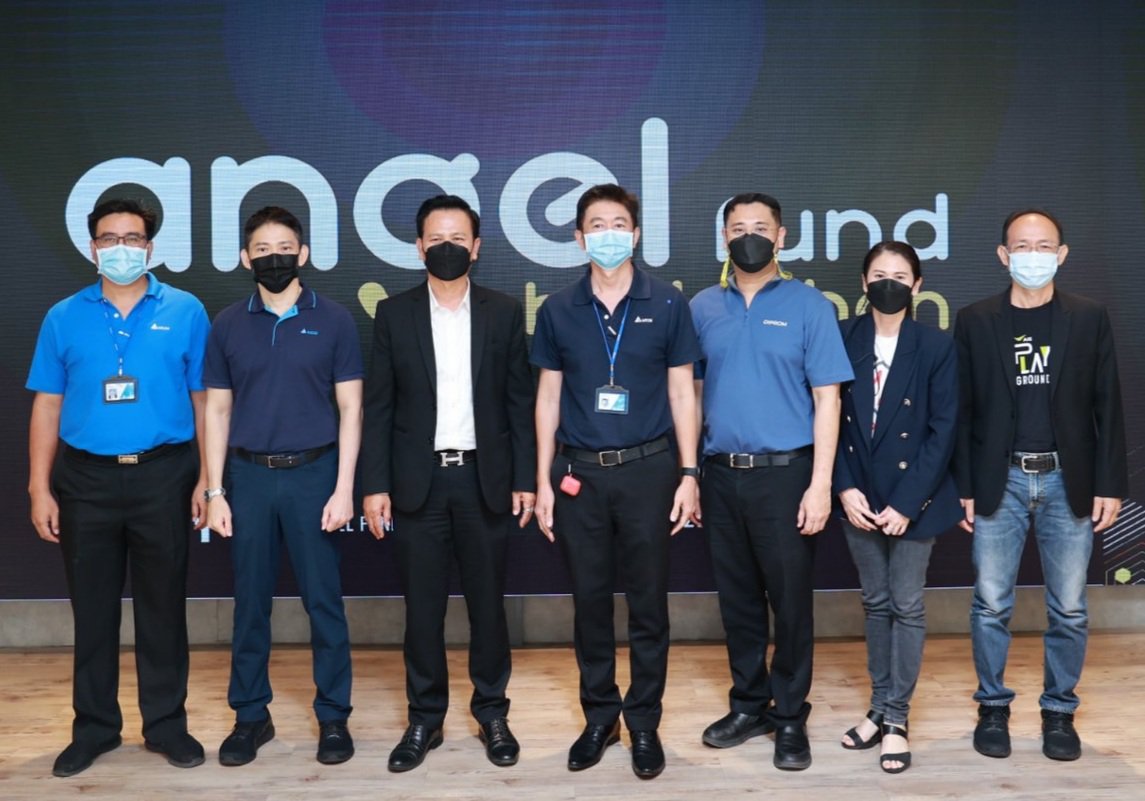 ดีพร้อมจับมือเดลต้า สร้างประสบการณ์เข้มข้นบ่มเพาะผู้ประกอบการ ร่วมรังสรรค์ไอเดียนวัตกรรมผ่านกิจกรรม Hackathon