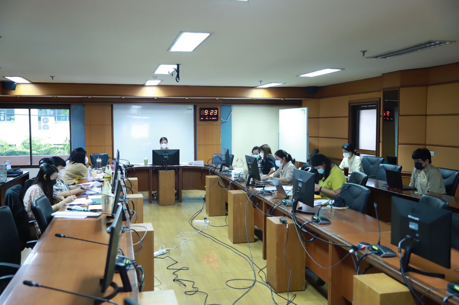 ดีพร้อม ประชุมพิจารณาคัดเลือก 12 ผู้ประกอบการรับ “รางวัลอุตสาหกรรมดีเด่นฯ ปี 65”