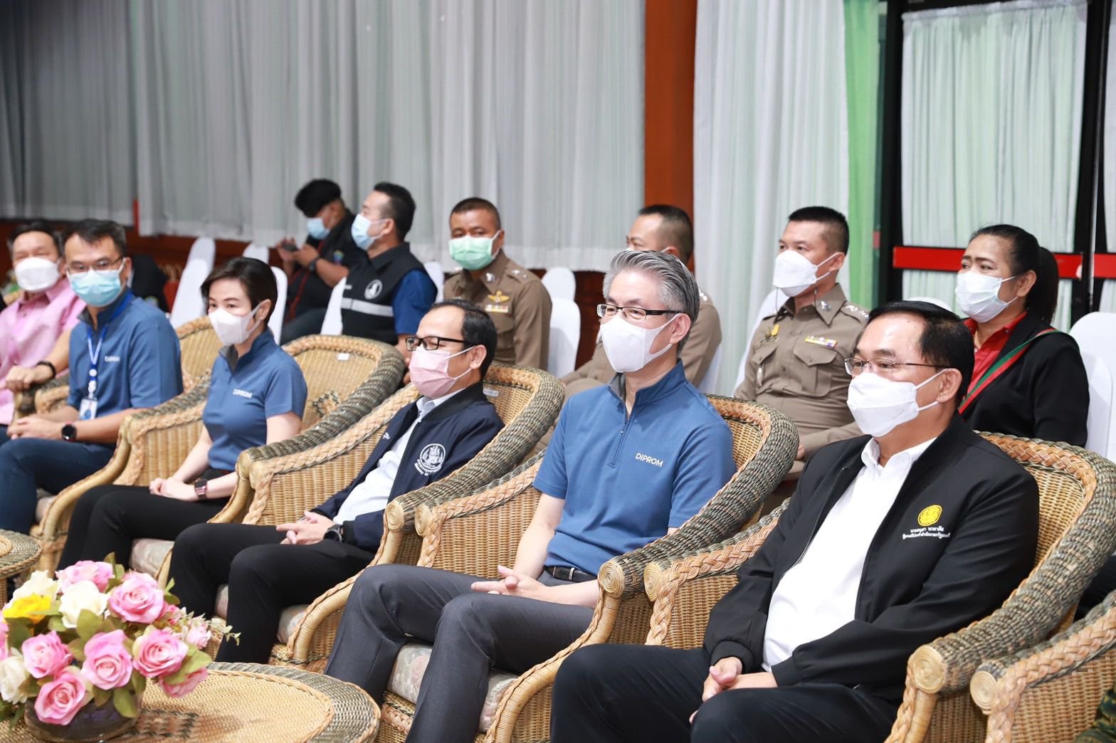 “ดีพร้อม” ลุยฝึกอาชีพระยะสั้น สร้างอาชีพ-รายได้ชาวปากน้ำโพ คาดฟื้นเศรษฐกิจฐานรากและสร้างรายได้เสริมเพิ่มขึ้นกว่า 5 เท่า
