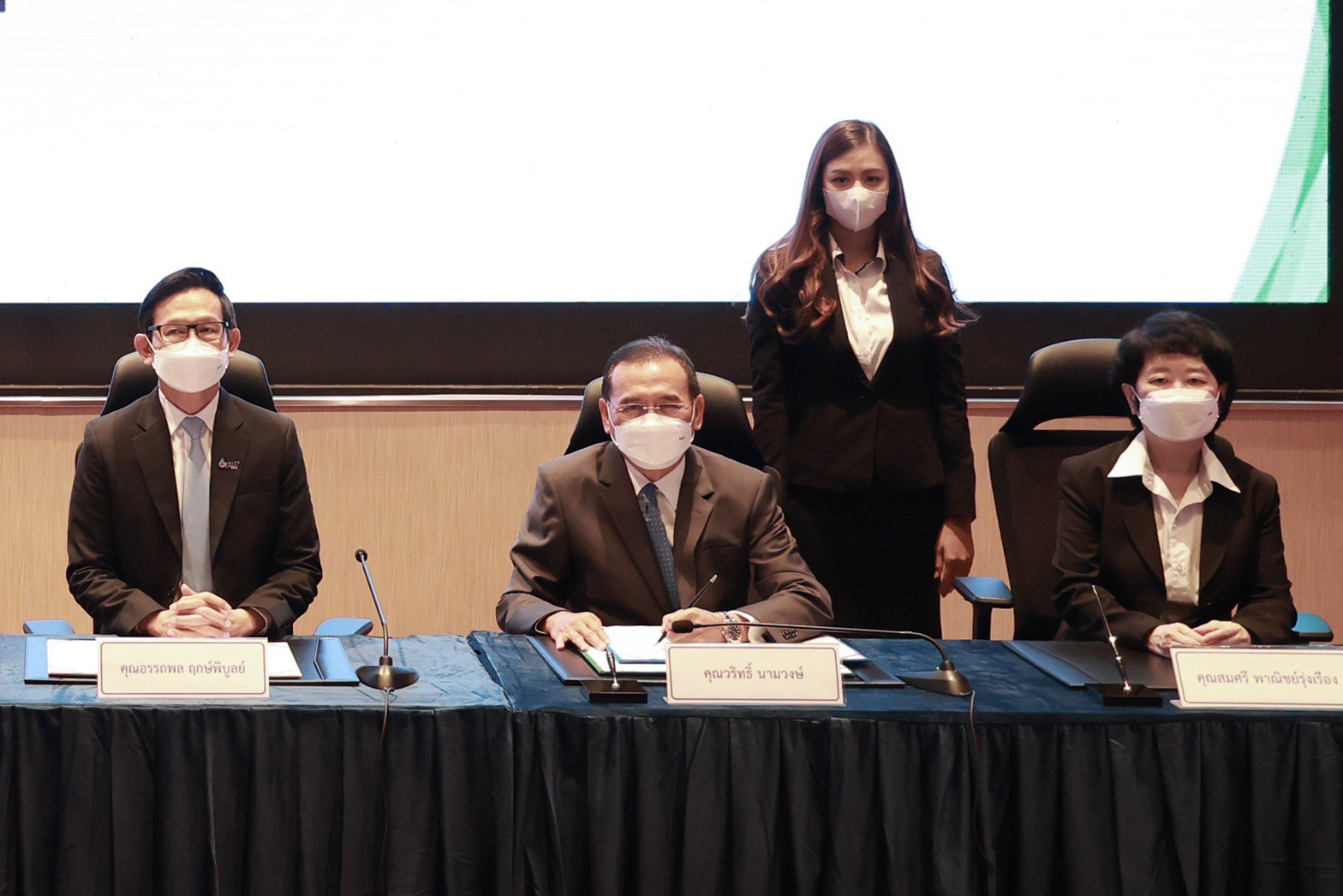 ผนึก 2 ยักษ์ “อธิบดีณัฐพล” จับมือ “CEO อรรถพล ปตท.”  ปั้นไบโอพลาสติกสู่เชิงพาณิชย์ ผลิตงานวิจัยใช้กากกัญชง ตั้งธง BCG