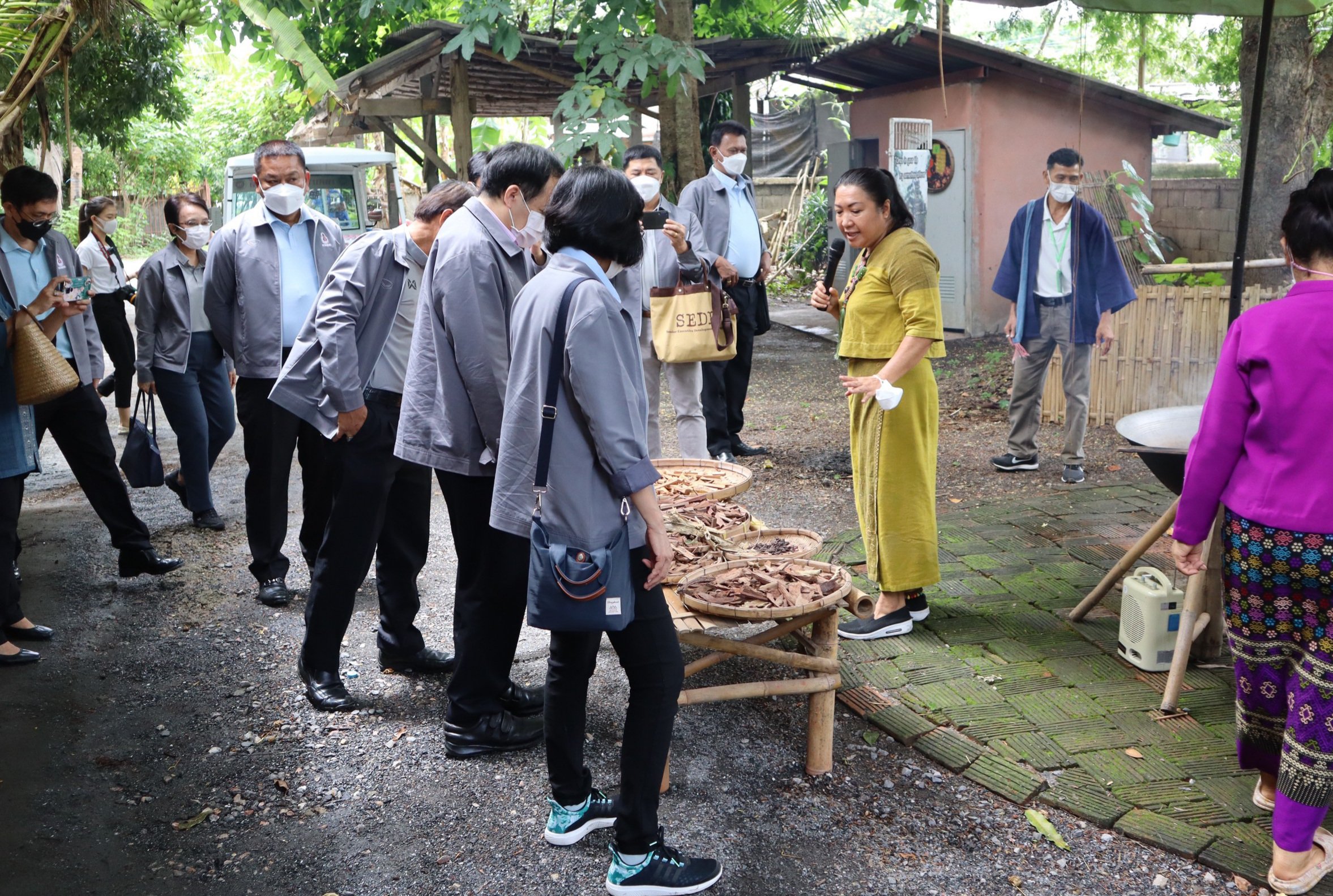 รสอ.ณัฏฐิญาฯ ลงพื้นที่ DIPROM CIV ชุมชนออนใต้ พร้อมคณะที่ปรึกษาผู้ทรงคุณวุฒิภาคราชการ