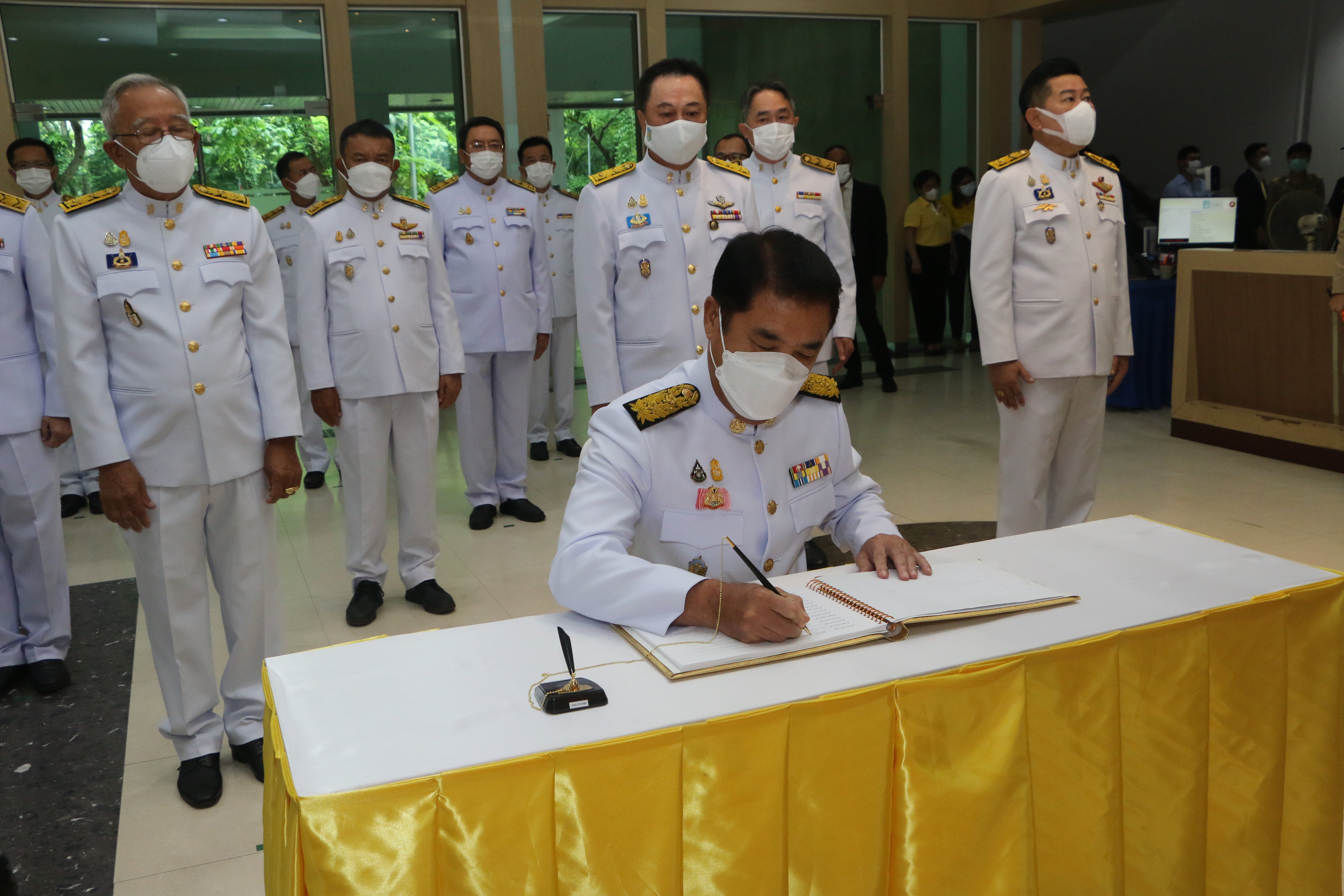 “อธิบดีณัฐพล” ร่วมพิธีถวายพระพรชัยมงคลเนื่องในโอกาสวันเฉลิมพระชนมพรรษา พระบาทสมเด็จพระเจ้าอยู่หัวฯ และพิธีถวายสัตย์ปฏิญาณเพื่อเป็นข้าราชการที่ดีและพลังของแผ่นดิน ประจำปี 2565