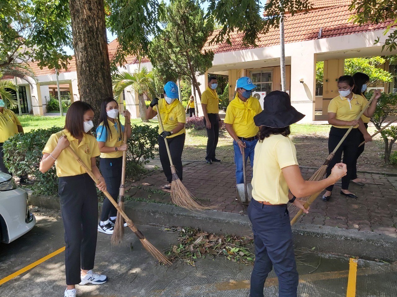 “อธิบดีณัฐพล” นำทีมดีพร้อมทั่วประเทศ! ทำกิจกรรมจิตอาสาทำความดีเพื่อสังคม ถวายเป็นพระราชกุศล เนื่องในโอกาสวันเฉลิมพระชนมพรรษา พระบาทสมเด็จพระเจ้าอยู่หัวฯ 