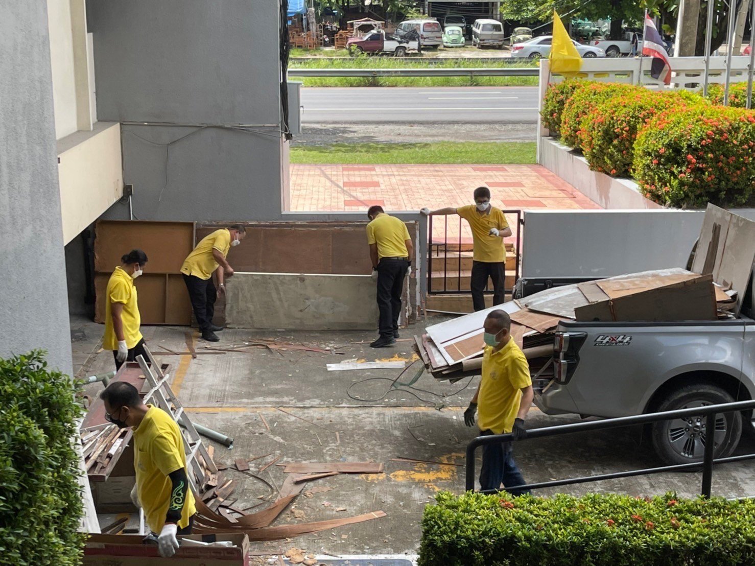 “อธิบดีณัฐพล” นำทีมดีพร้อมทั่วประเทศ! ทำกิจกรรมจิตอาสาทำความดีเพื่อสังคม ถวายเป็นพระราชกุศล เนื่องในโอกาสวันเฉลิมพระชนมพรรษา พระบาทสมเด็จพระเจ้าอยู่หัวฯ 