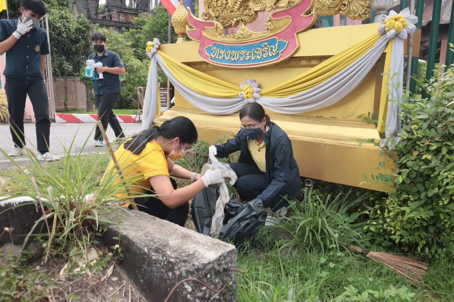 “อธิบดีณัฐพล” นำทีมดีพร้อมทั่วประเทศ! ทำกิจกรรมจิตอาสาทำความดีเพื่อสังคม ถวายเป็นพระราชกุศล เนื่องในโอกาสวันเฉลิมพระชนมพรรษา พระบาทสมเด็จพระเจ้าอยู่หัวฯ 