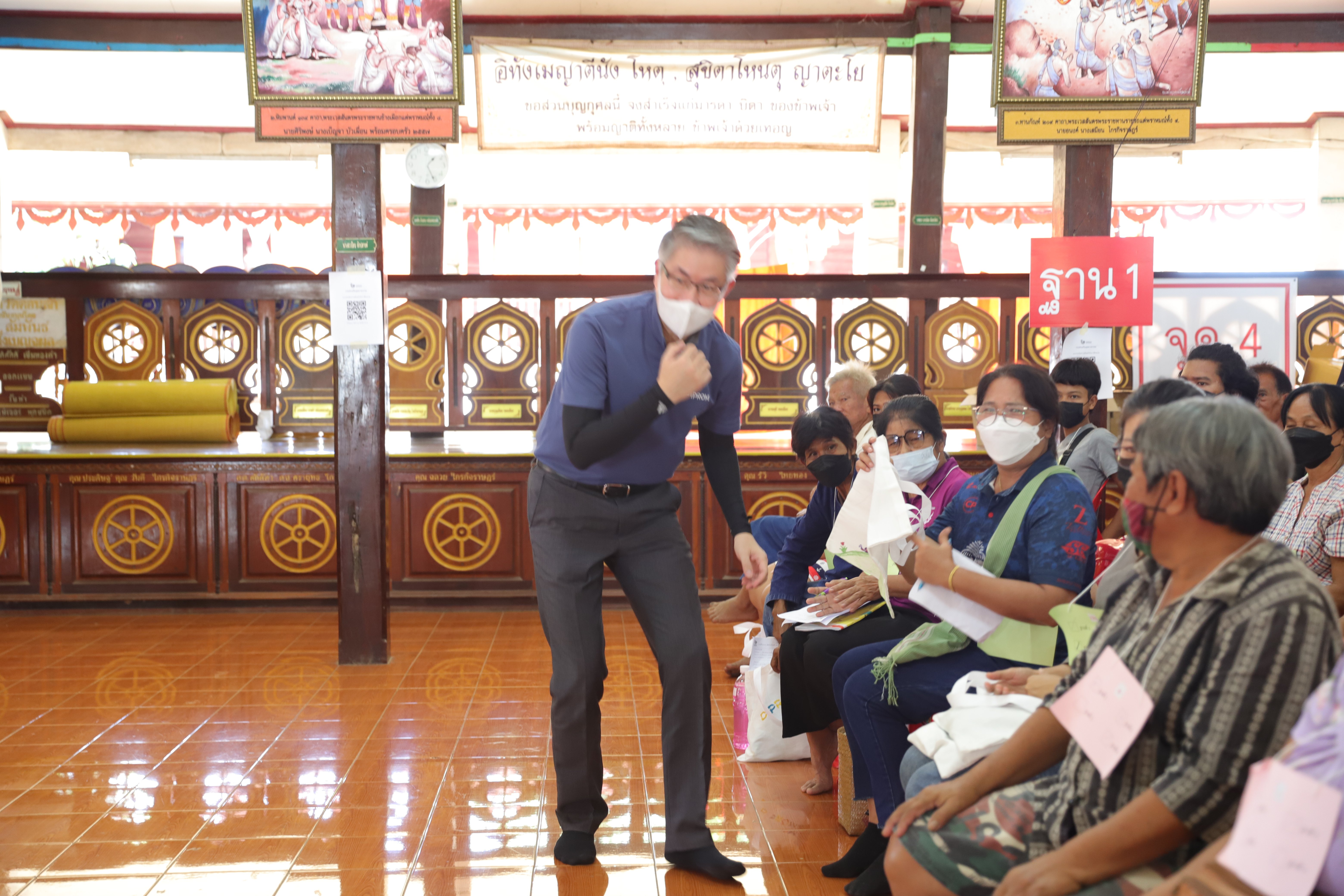 “ดีพร้อม” ลงพื้นที่ช่วยประชาชน เสริมทักษะ สร้างอาชีพดีพร้อม 82 จุดทั่วประเทศ 