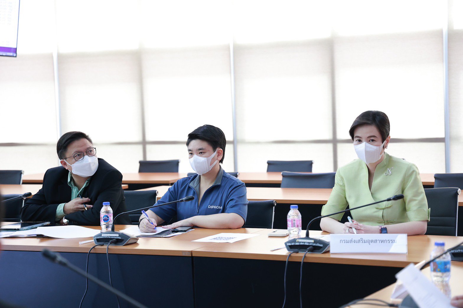 "รสอ.ณัฏฐิญา" นำทีม ดีพร้อม ร่วมประชุมเตรียมการ “รายการ คุยเรื่องบ้าน คุยเรื่องเมือง คุยทุกเรื่องกับรัฐมนตรี”