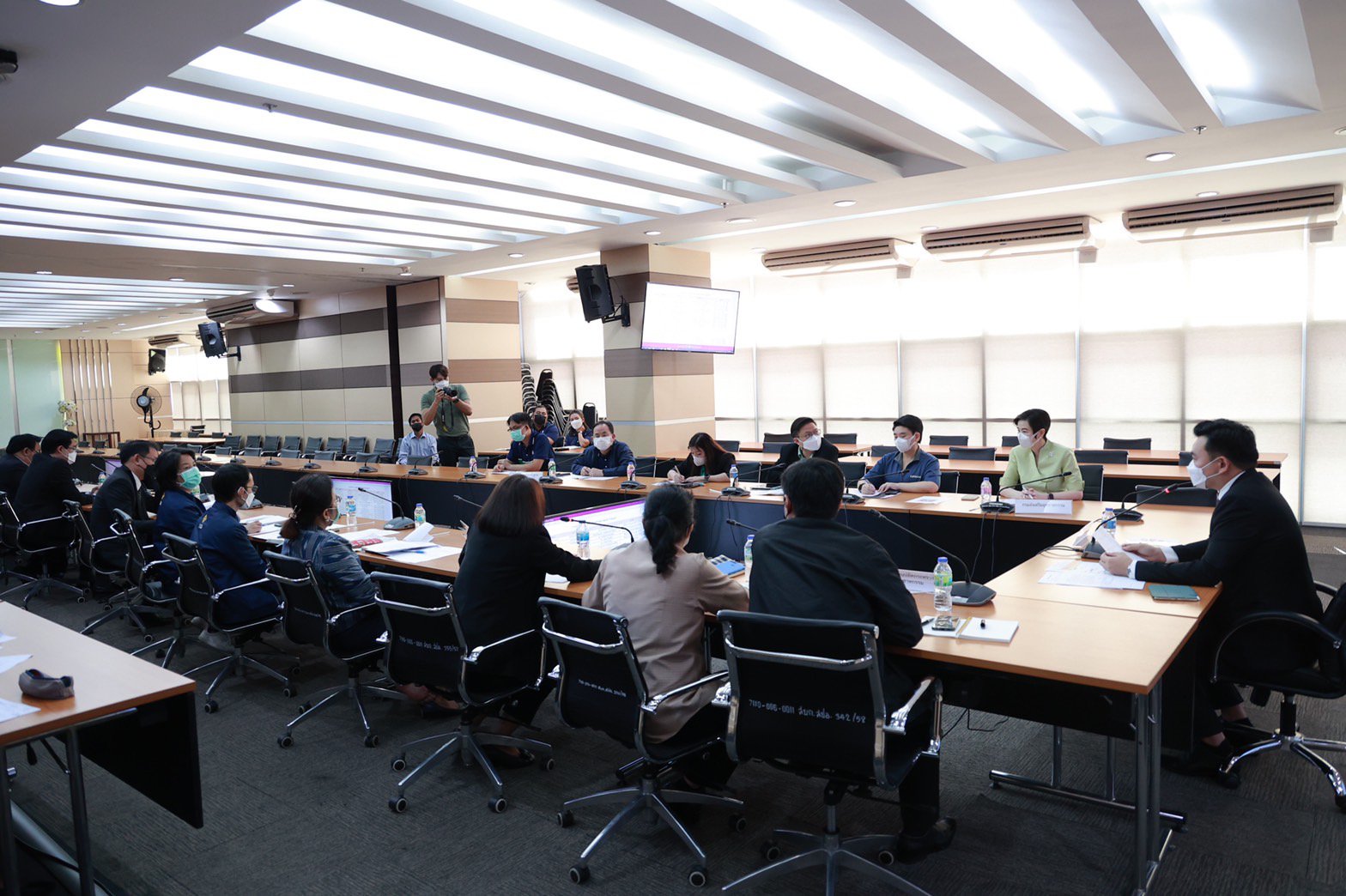 "รสอ.ณัฏฐิญา" นำทีม ดีพร้อม ร่วมประชุมเตรียมการ “รายการ คุยเรื่องบ้าน คุยเรื่องเมือง คุยทุกเรื่องกับรัฐมนตรี”