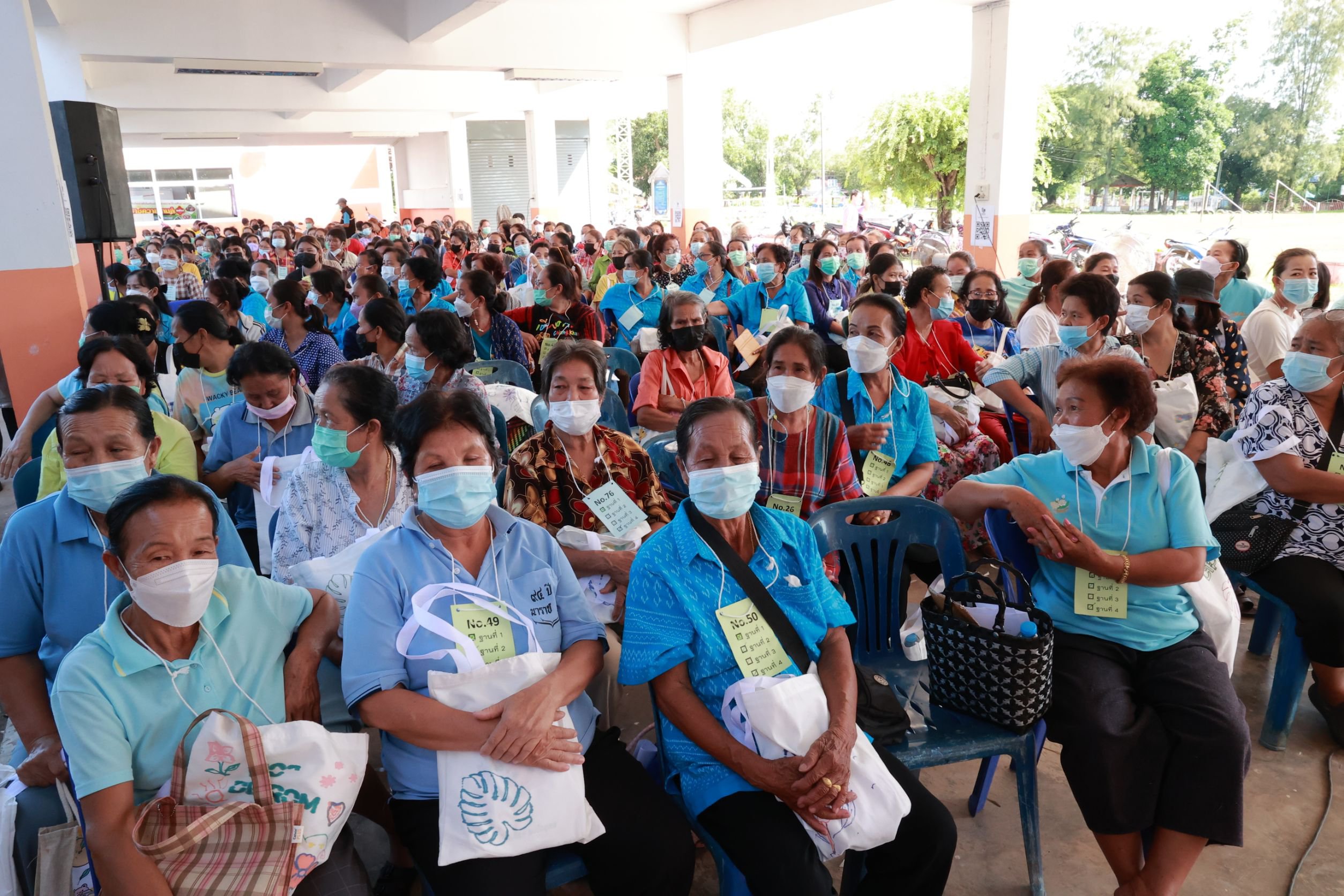 “อธิบดีณัฐพล” เร่งเครื่องลงพื้นที่ช่วยประชาชน สร้างอาชีพดีพร้อม ไปแล้วกว่า 95,000 ราย ในพื้นที่ 41 จังหวัด 477 จุดทั่วประเทศ  