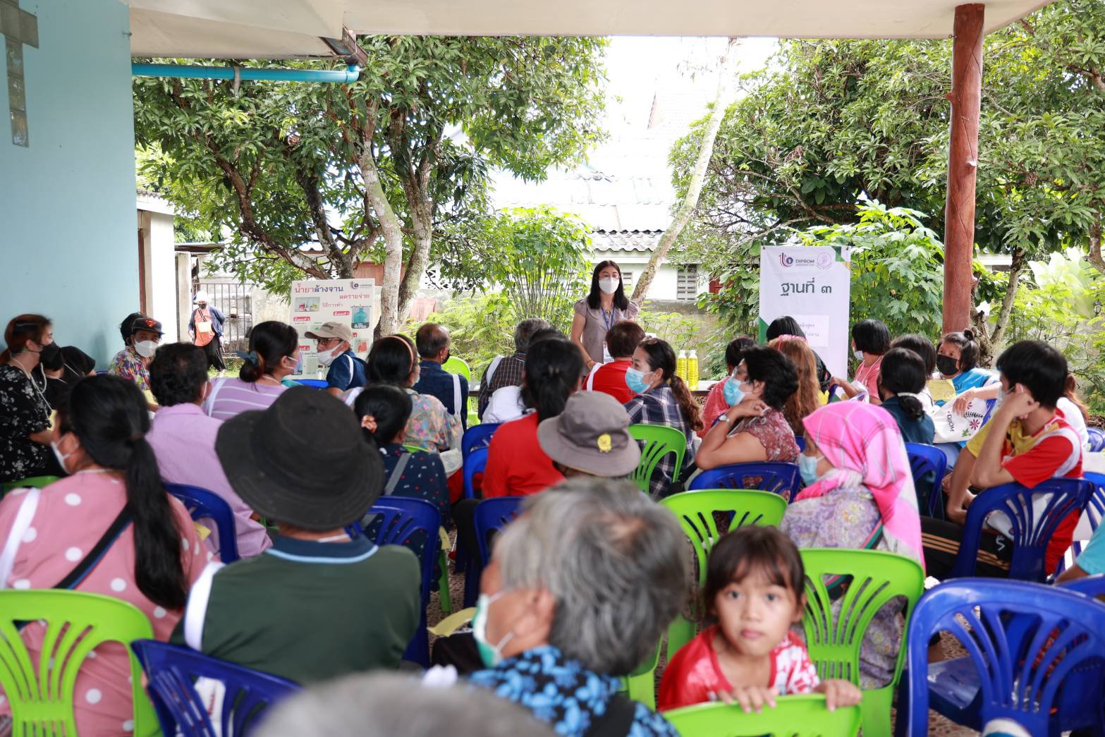 “อธิบดีณัฐพล” รุกเต็มสูบช่วยประชาชน สร้างอาชีพดีพร้อม ไปแล้วกว่า 160,000 ราย ในพื้นที่ 45 จังหวัด 803 จุดทั่วประเทศ 