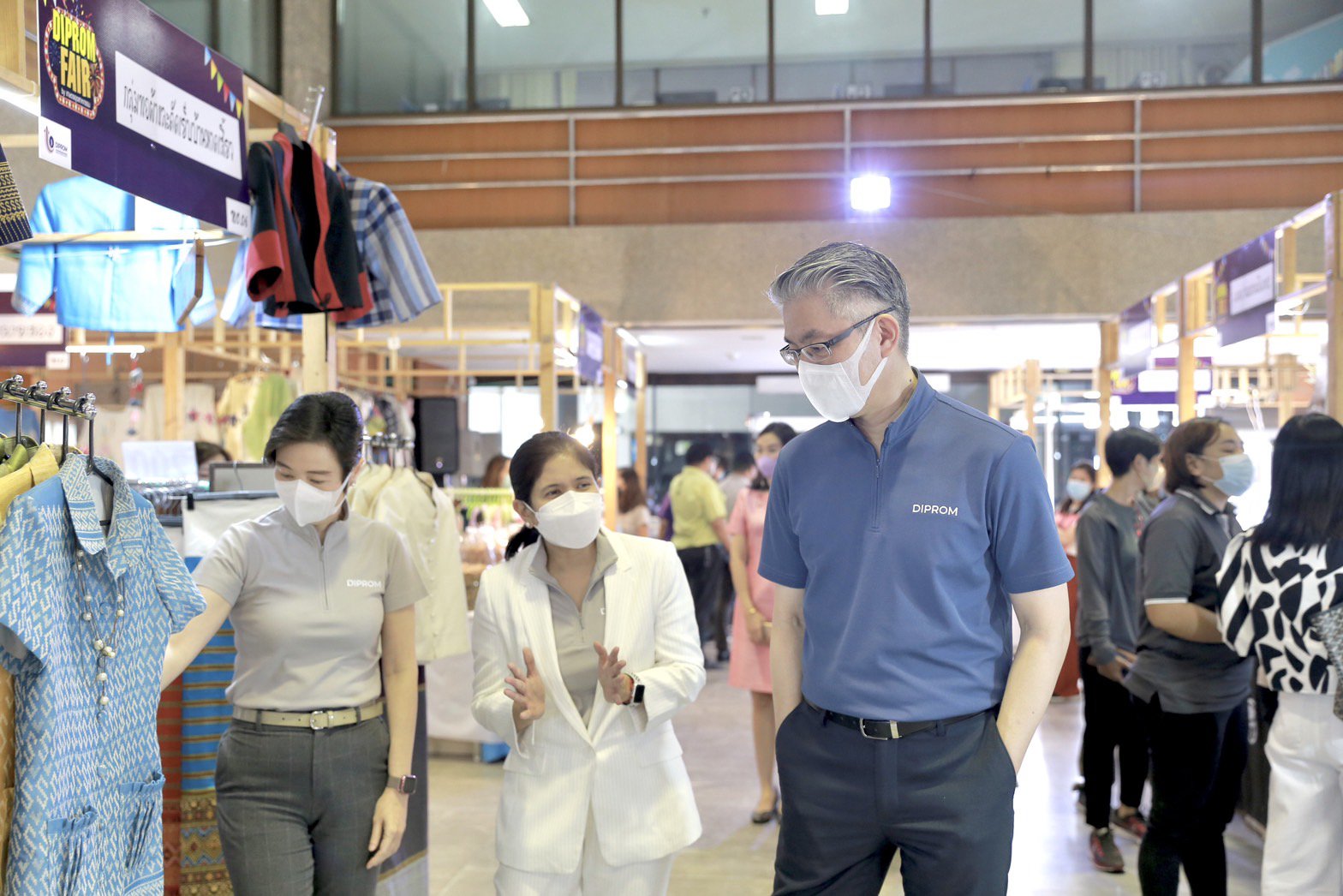 'อธิบดีณัฐพล' เยี่ยมชมบูธผู้ประกอบการเกษตรอุตสาหกรรม ในงาน “DIPROM FAIR” 