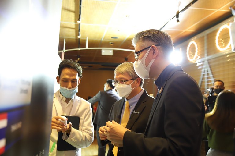 ดีพร้อม ปลื้ม "Angel Fund - Startup Connect" ดันสตาร์ทอัพไทยลุยธุรกิจครบวงจร รังสรรค์นวัตกรรมหลากหลายด้วยเทคโนโลยีเชิงลึก กระตุ้น ศก. กว่า 420 ล้านบาท