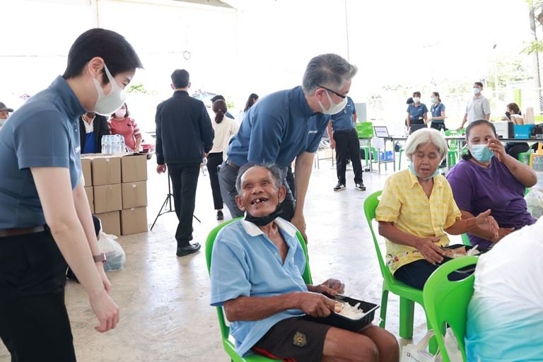 “อธิบดีณัฐพล” นำทีมดีพร้อมลุยพื้นที่ราชบุรีฝึก "อาชีพดีพร้อม" ช่วยชาวบ้านสร้างรายได้