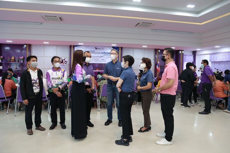 “อธิบดีณัฐพล” สั่งการ "ดีพร้อม" ลุยสร้าง "อาชีพดีพร้อม" ต่อเนื่อง ลงพื้นที่ช่วยชาวบ้านท่ายาง เมืองเพชรบุรี
