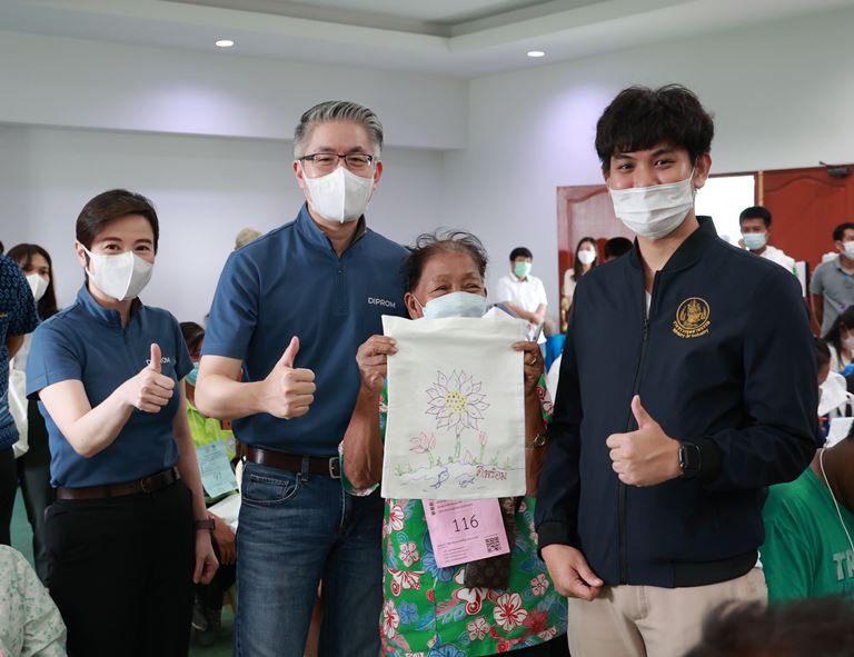 “อธิบดีณัฐพล” จัดเต็มลงพื้นที่ชลบุรี หนุนชาวบ้านบึงสร้าง "อาชีพดีพร้อม"