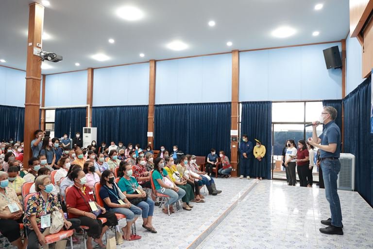 “อธิบดีณัฐพล” นำทีมดีพร้อมเยือนสระบุรี ลุยฝึกทักษะสร้างรายได้ชาวบ้านหน้าพระลาน ผ่าน "อาชีพดีพร้อม"