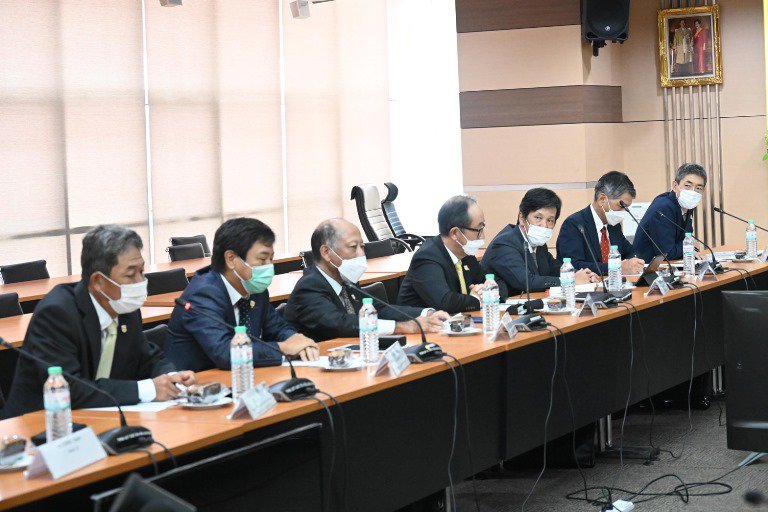 รสอ.ภาสกร ร่วมต้อนรับ คณะ Jetro Bangkok และ JCC เข้าพบ รมว.สุริยะ เพื่อรายงานสรุปผลแนวโน้มทางเศรษฐกิจ ประจำครึ่งปีแรก พ.ศ. 2565