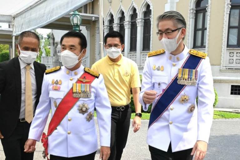 รัฐมนตรีฯ สุริยะ นำคณะผู้บริหาร ก.อุตฯ เข้าเฝ้ารับเสด็จในพิธีเปิดพระบรมราชานุสาวรีย์ฯ และพิธีวางพวงมาลาถวายราชสักการะ เนื่องในวันคล้ายวันสวรรคต พระบาทสมเด็จพระบรมชนกาธิเบศร มหาภูมิพลอดุลยเดชมหาราช บรมนาถบพิตร