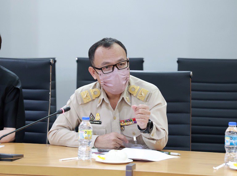 “ปลัดฯ ณัฐพล" ระดมทีมหารือเตรียมงานจำหน่ายสินค้าทั่วกรุง 
