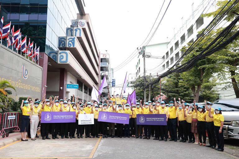 ปลัดฯ ณัฐพล" ปล่อยคาราวาน "อุตสาหกรรมรวมใจ ช่วยพี่น้องชาวไทย" เยียวยาผู้ประสบภัยน้ำท่วม