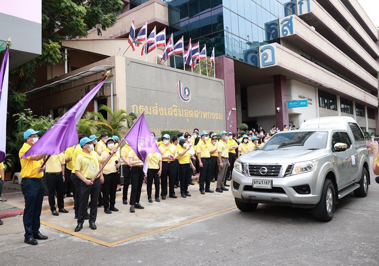 ปลัดฯ ณัฐพล" ปล่อยคาราวาน "อุตสาหกรรมรวมใจ ช่วยพี่น้องชาวไทย" เยียวยาผู้ประสบภัยน้ำท่วม