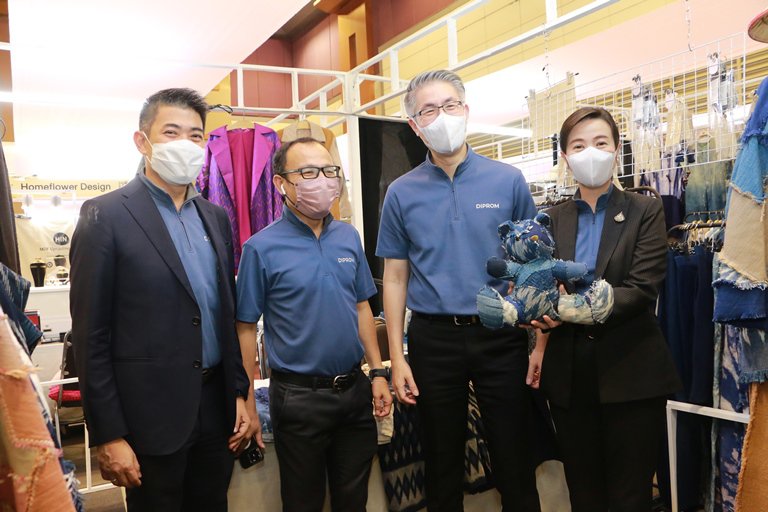 “ปลัดณัฐพล" เปิดงาน DIPROM Creative Products Fair 2022" พร้อมหนุนยอดขายอุตสาหกรรมสร้างสรรค์