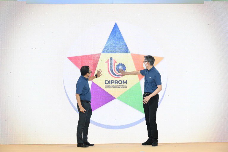 “ปลัดณัฐพล" เปิดงาน DIPROM Creative Products Fair 2022" พร้อมหนุนยอดขายอุตสาหกรรมสร้างสรรค์